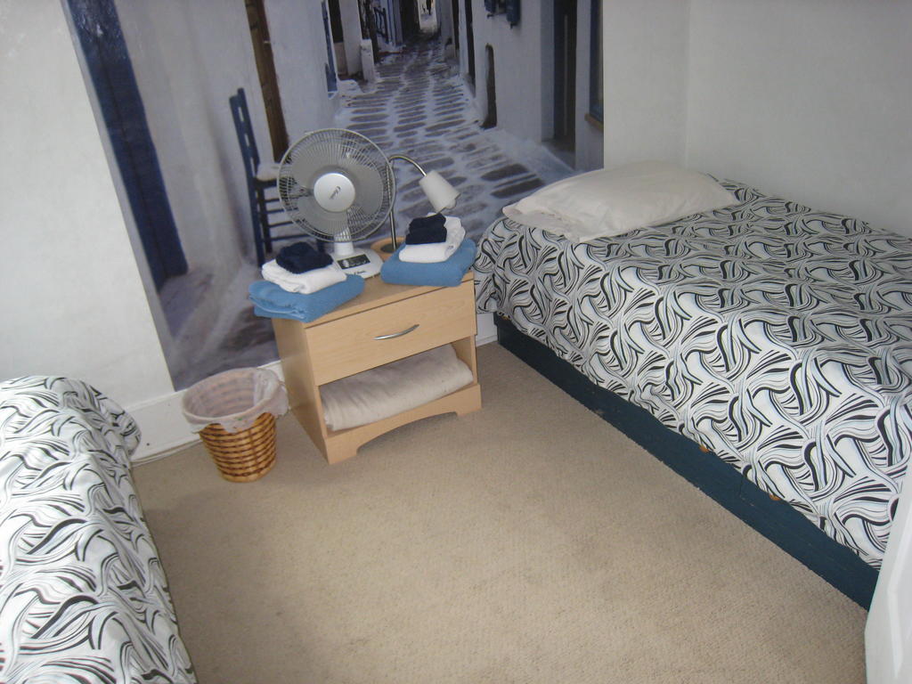 Poppi'S Guesthouse Revelstoke Værelse billede